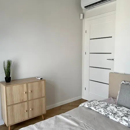 Rainbow 49b Apartment